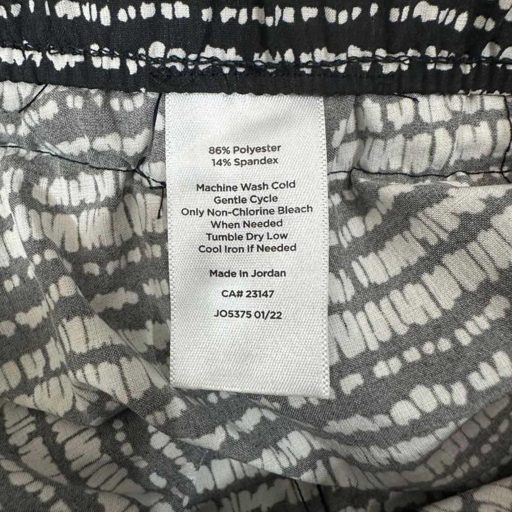 T by Talbots Womens MP Black White Striped Athletic Skort Cargo Pockets - Picture 9 of 10